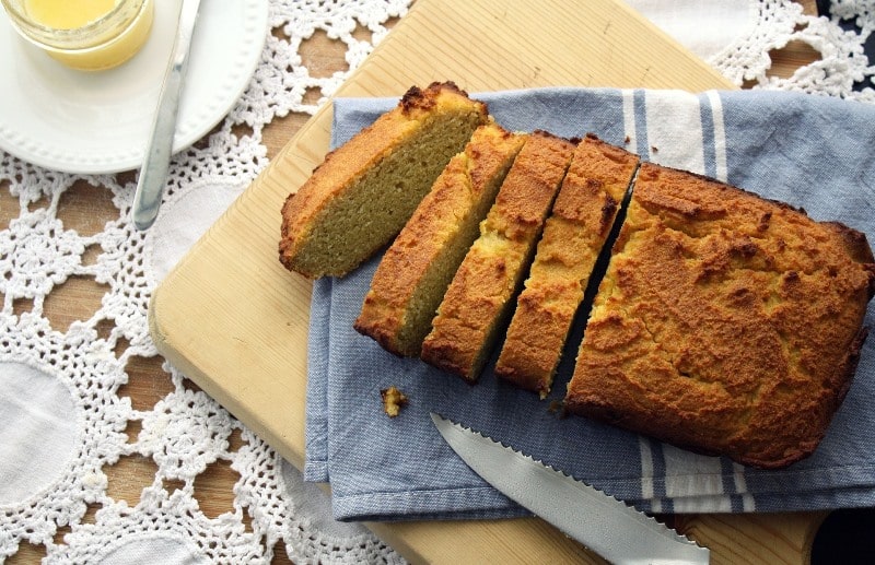 Low Carb Brot mit Kokosmehl